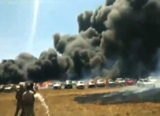 एयरो इंडिया शो की पार्किंग में लगी भीषण आग, 300 कारें जलकर हुई राख fire in the parking lot of Aero India show