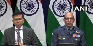 पाक ने हमारे सैन्य ठिकाने को निशाना बनाने की कोशिश की, हमारा एक पायलट लापता: विदेश मंत्रालय pilot-missing