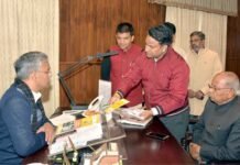 चारधाम यात्रा मार्गों पर कार्यरत होटल कर्मियों व टूरिस्ट गाइडों को स्किल डेवलपमेंट के तहत दिया जायेगा प्रशिक्षण skill-development