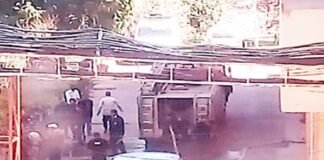 BSNL ऑफिस में लगी आग, मोबाइल, लैंडलाइन, ब्रॉडबैंड सहित सभी सेवाएं ठप Fire-in-BSNL-office-nainital