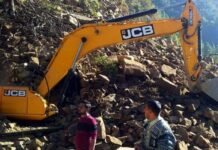 उत्तराखण्ड में ऑल वेदर रोड निर्माण के दौरान एक और हादसा, मलबे में दबकर दो की मौत all-weather-roads-construction