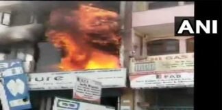 दिल्ली के शाहीन बाग इलाके में भीषण आग, दो बच्चों की मौत fire-in-delhi-shahinbagh