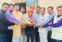 सैन्य सेवा के लिये चयनित ग्रेटर नोएडा की बेटी का किया महिला उन्नति संस्था ने किया सम्मान rachna-bharti-bsf-greater-noida