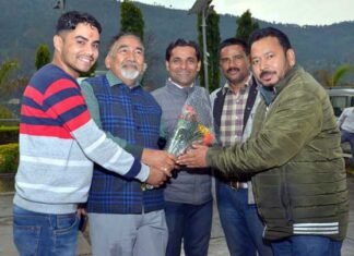 स्पिक मैके संस्था की राष्ट्रीय कार्यकारिणी में शामिल श्रीनगर गढ़वाल के रंगकर्मी परवेज अहमद का हुआ सम्मान srinagar-garhwal