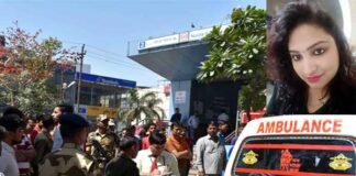 मेट्रो ट्रेन के आगे कूदकर महिला ने की आत्महत्या suicide-at-metro-station-noida