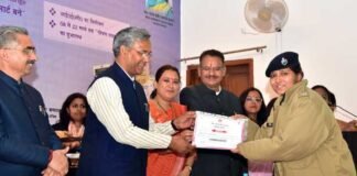 समाज के सर्वागीण विकास के लिए महिलाओं का सशक्त होना जरूरी है-सीएम त्रिवेन्द्र women's-day-uttarakhand