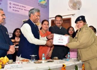 समाज के सर्वागीण विकास के लिए महिलाओं का सशक्त होना जरूरी है-सीएम त्रिवेन्द्र women's-day-uttarakhand