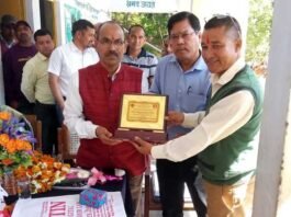 पर्यावरण प्रेमी शिक्षक यशपाल रावत को सेवानिवृत्ति पर भावभीनी विदाई yashpal-rawat