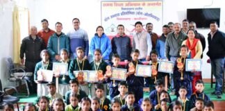 कल्जीखाल में ब्लॉक स्तरीय योग ओलंपियाड में बच्चों ने दिखाई प्रतिभा yog-Olympiad