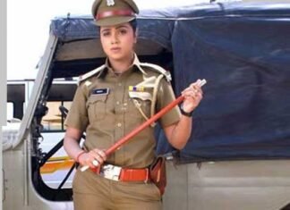 पंडित ने पंडिताई कर पत्नी को बनाया सब इंस्पेक्टर, नौकरी लगते ही पत्नी बोली अब तुम्हारी हैसियत नहीं है मुझे रखने की Sub-inspector-wife