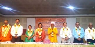दिल्ली के गढ़वाल भवन में गढ़वाली-कुमांउनी कवि सम्मलेन के साथ संम्पन हुआ भारतीय नव संवत्सर शुभकामना समारोह garhwal-bhawan-kavi-sammela