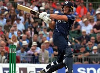 25 गेंदों में शतक ठोककर T20 में रचा इतिहास, 1 ओवर में लगाये 6 छक्के george-munsey-of-scotland-