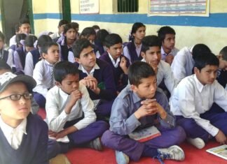 GIC मरखोड़ा की अनोखी पहल, स्कूली बच्चों से करवाएंगे मतदाताओं को जागरूक gic markhoda