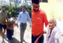 उत्तराखंड: वोटरों में दिखा गजब का उत्साह, 100 साल पार के कई बुजुर्गों ने किया मतदान old-age-voter