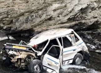 उत्तराखंड: दर्दनाक सड़क हादसे में पति पत्नी सहित तीन की मौत uttarkashi-accident