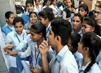 CBSE 10Th Results: 499 अंक हासिल कर 13 स्टूडेंट्स बने सीबीएसई टॉपर CBSE-10TH-RESULTS-2019