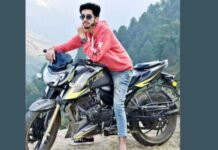 उत्तरकाशी: मोटर साइकिल दुर्घटना में श्रीनगर के आदित्य की मौत aditya-kapoor-srinagar