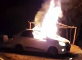 उत्तराखण्ड: जलती कार से शव बरामद, हत्या की आशंका burning-car-in-haldwani