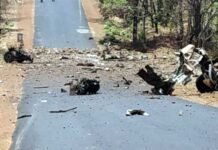 महाराष्ट्र के गढ़चिरौली में नक्सलियों ने IED ब्लास्ट कर उड़ाई सुरक्षाकर्मियों की गाड़ी, 15 कमांडो शहीद ied blast in maharashtra