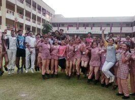 CISCE Results: सेंट जोसेफ स्कूल ग्रेनो की श्रेया सिंह रही 12वीं में स्कूल टॉपर st-josephs-school-result