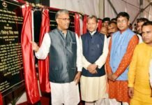 सीएम त्रिवेंद्र रावत ने पौडी में किया 1769.70 लाख की विकास योजनाओं का शिलान्यास एवं लोकार्पण CM-Rawat-laid-foundation-st