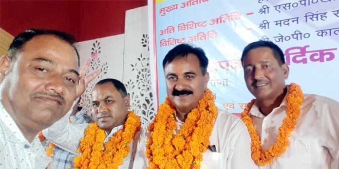 Junior-High-School-Teachers