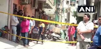 खौफनाक घटना: शख्स ने चाकू मारकर की पत्नी और 3 मासूम बच्चों की हत्या delhi-murder-case