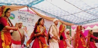 बग्वाली पोखर स्थित डोटलगांव में आयोजित भव्य ‘सांस्कृतिक महोत्सव 2019’ में दिखी झोड़ा चांचरी, झुमैला लोक नृत्यों की झलक dotal-gaon