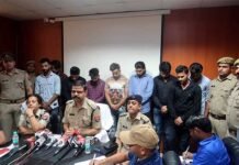 लोन दिलाने के नाम पर खोला था फर्जी कॉल सेंटर, 9 लोग गिरफ्तार fake-call-centre-in-noida-63