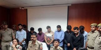 लोन दिलाने के नाम पर खोला था फर्जी कॉल सेंटर, 9 लोग गिरफ्तार fake-call-centre-in-noida-63