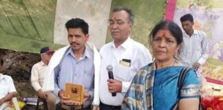 ग्रामीण पत्रकार जगमोहन डांगी उत्तरांचलवासी अवार्ड से सम्मानित jagmohan-daangi