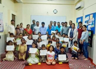 “कलाओं के संग बचपन के रंग”, बच्चों के लिए श्रीनगर में लगाया समर कैंप summer-camp