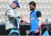 ICC World Cup 2019: भारतीय फैंस के लिए बुरी खबर, कप्तान विराट कोहली को लगी चोट virat-kohli-injured