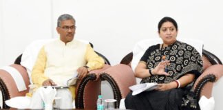 उत्तराखंड: पोषण योजना, आगंनबाड़ी केन्द्रों पर विशेष ध्यान दिया जाय, केंद्रीय मंत्री स्मृति ईरानी Union-Minister-Smriti-Irani