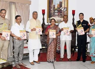 “देवभूमि संवाद” पत्रिका का मुख्यमंत्री त्रिवेन्द्र रावत ने किया विमोचन devbhoomi-samvad-magazine