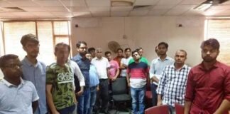 सॉफ्टवेयर कंपनी की आड़ में चल रहा था ई सिगरेट बेचने का धंधा, पुलिस ने किया 18 लोगों को गिरफ्तार E-cigarette business was going on under the guise of software company