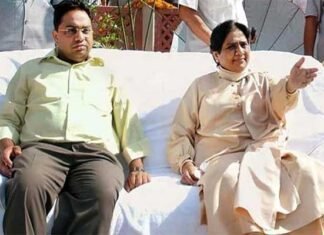 मायावती के भाई पर बड़ी कार्रवाई, 400 करोड़ की बेनामी सम्पति जब्त mayawati-anand-kumar