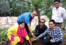 अमर शहीद श्रीदेव सुमन के बलिदान दिवस पर वृक्षारोपण कार्यक्रम plantation