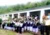 श्रीदेव सुमन की 75वीं पुण्यतिथि पर द्वारीखाल स्कूल में लगाये फलदार पेड़ plantation on sri dev suman anniversary