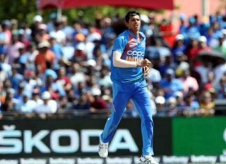 पहला टी-20 मैच: टीम इंडिया की शानदार गेंदबाजी, वेस्ट इंडीज को 95 रनों पर रोका Navdeep-Saini