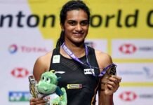 पीवी सिंधु ने वर्ल्ड बैडमिंटन चैंपियनशिप जीतकर रचा इतिहास PV-Sindhu