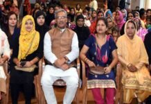 तीन तलाक बिल पास होने पर प्रदेश की मुस्लिम महिलाओं ने जताया प्रधानमंत्री का आभार Triple-Talaq