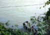 श्रीनगर-धारी देवी के समीप झील में गिरी ऑल्टो कार car-fell-into-alaknanda-river