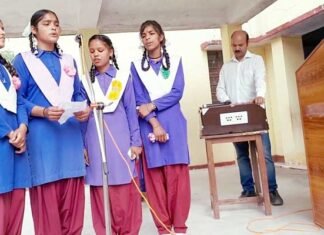 “शिक्षक एवं गढ़वाली कवि संदीप रावत द्वारा तैयार की गईं गढ़वाली सरस्वती वन्दनाओं को मिल रहीं सराहना” द्वी आखरों कु ज्ञान दे