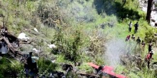 उत्तरकाशी में राहत सामग्री पहुंचाकर लौट रहा हेलीकॉप्टर क्रेश, तीन की मौत helicopter, carrying relief material to flood-affected areas, crashed in Uttarkashi