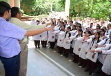 श्रीनगर मेडिकल कॉलेज एवं राइका नवाखाल के शिक्षकों एवं विद्यार्थियों द्वारा ली गई सद्भावना शपथ sadbhavana-divas