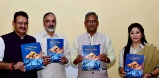 ब्रिगेडियर बहल द्वारा सर्वे आफ इंडिया पर लिखी पुस्तक का मुख्यमंत्री ने किया विमोचन Glimpses-from-Survey-of-India