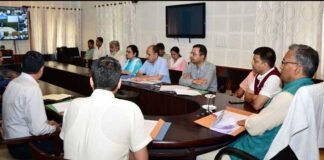 उत्तराखंड सरकार ने इस वजह से 100 डॉक्टरों को नौकरी से हटाया doctors-removed-from-service