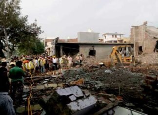 पटाखा फैक्ट्री ब्लास्ट में मरने वालों की संख्या 23 पहुंची, 20 से ज्यादा घायल firecracker factory blast