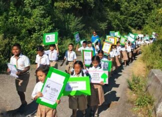 शैमफोर्ड स्कूल द्वारा निकाली गई स्वच्छता सेवा जागरूकता रैली samford-school-srinagar